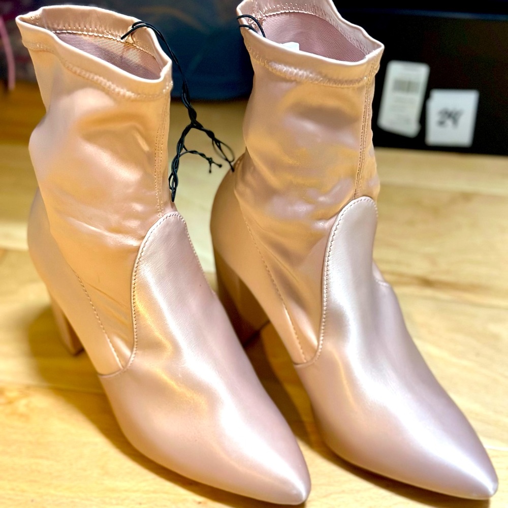 Express Satin Bootie 🔥🔥 - Picture 2 of 7